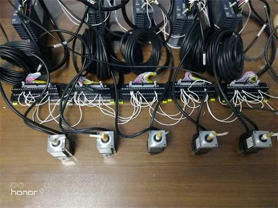 號(hào)外！號(hào)外_三菱定位新用法：FX5U內(nèi)置32軸總線(xiàn)定位！